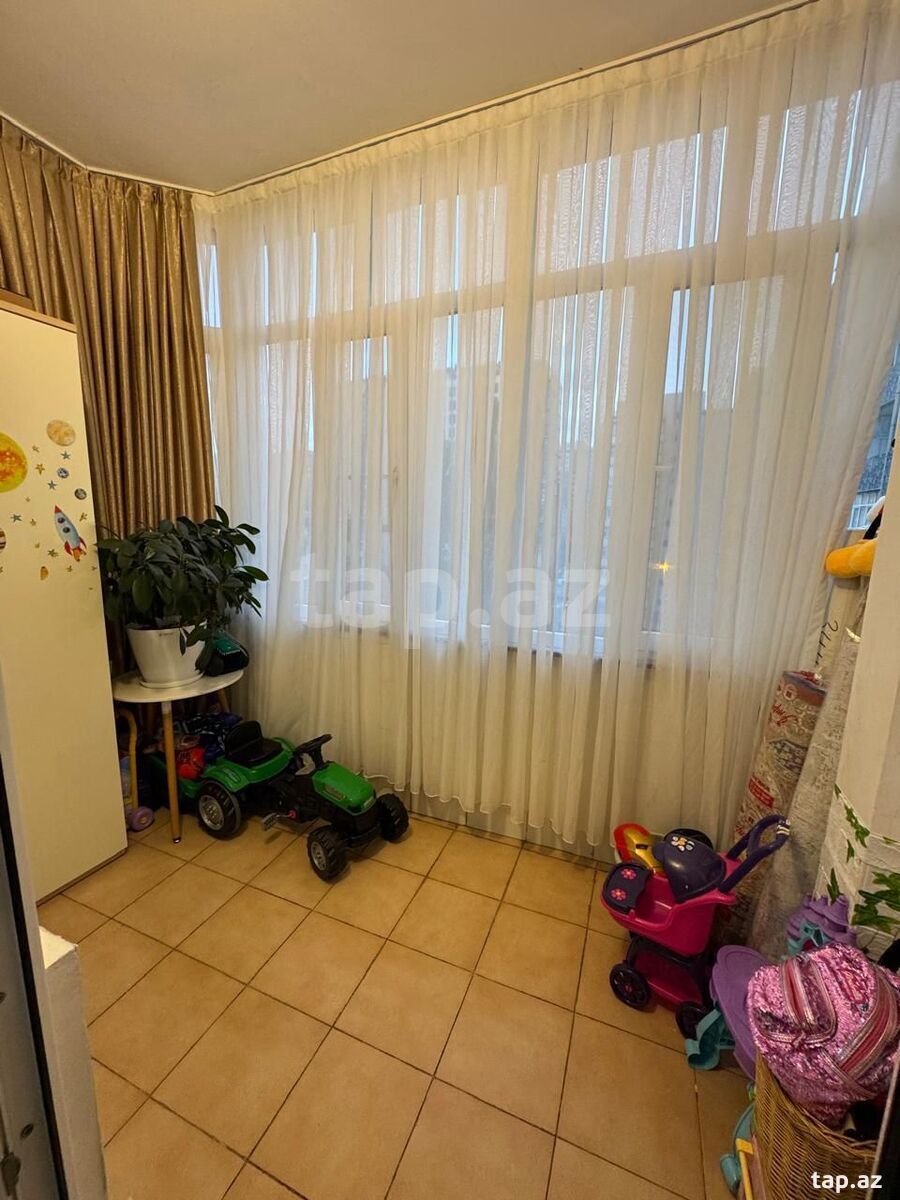 3-otaqlı yeni tikili, Faiq Yusifov küç., 140 m²