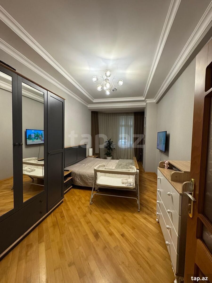 3-otaqlı yeni tikili, Faiq Yusifov küç., 140 m²