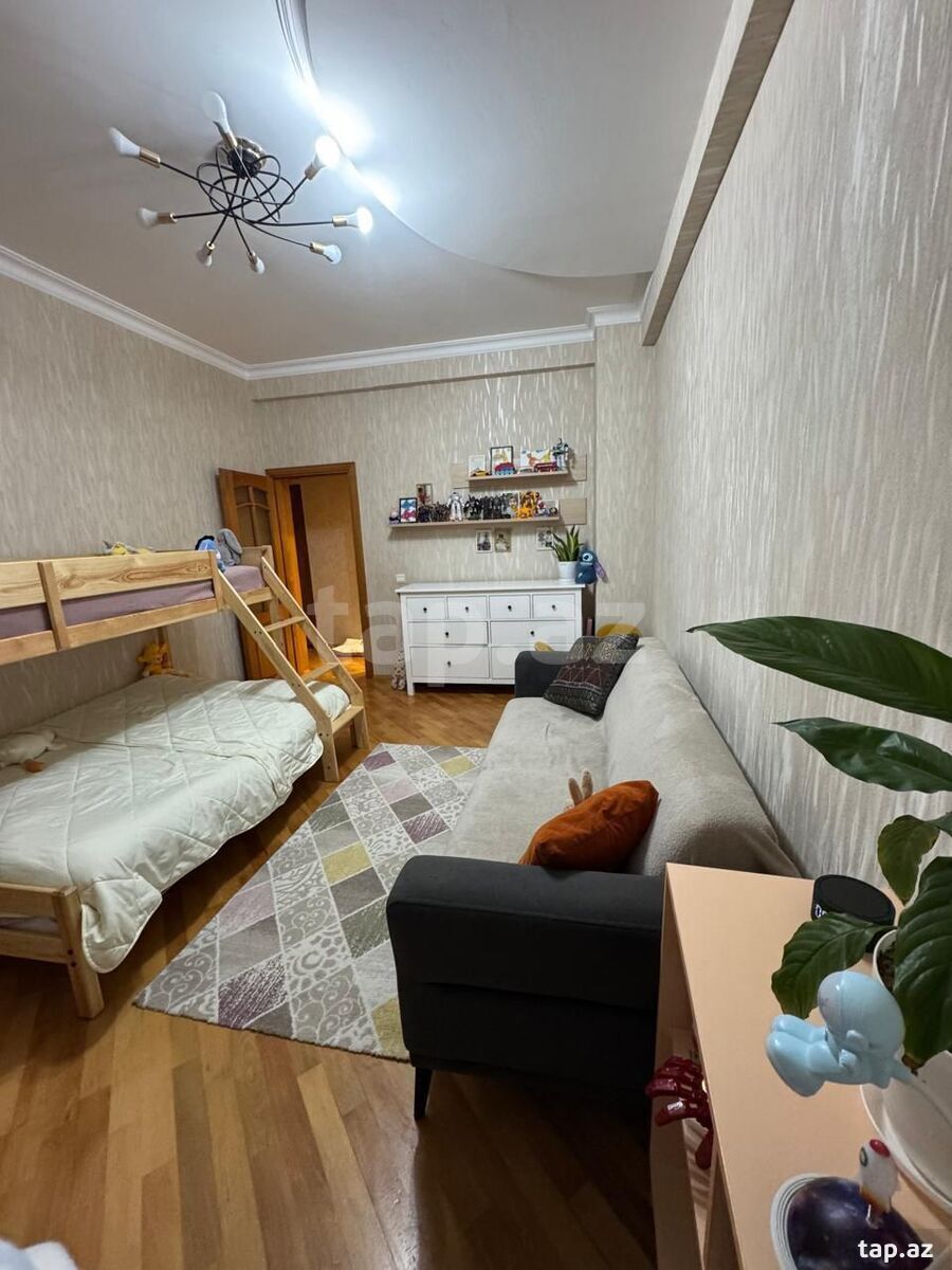 3-otaqlı yeni tikili, Faiq Yusifov küç., 140 m²