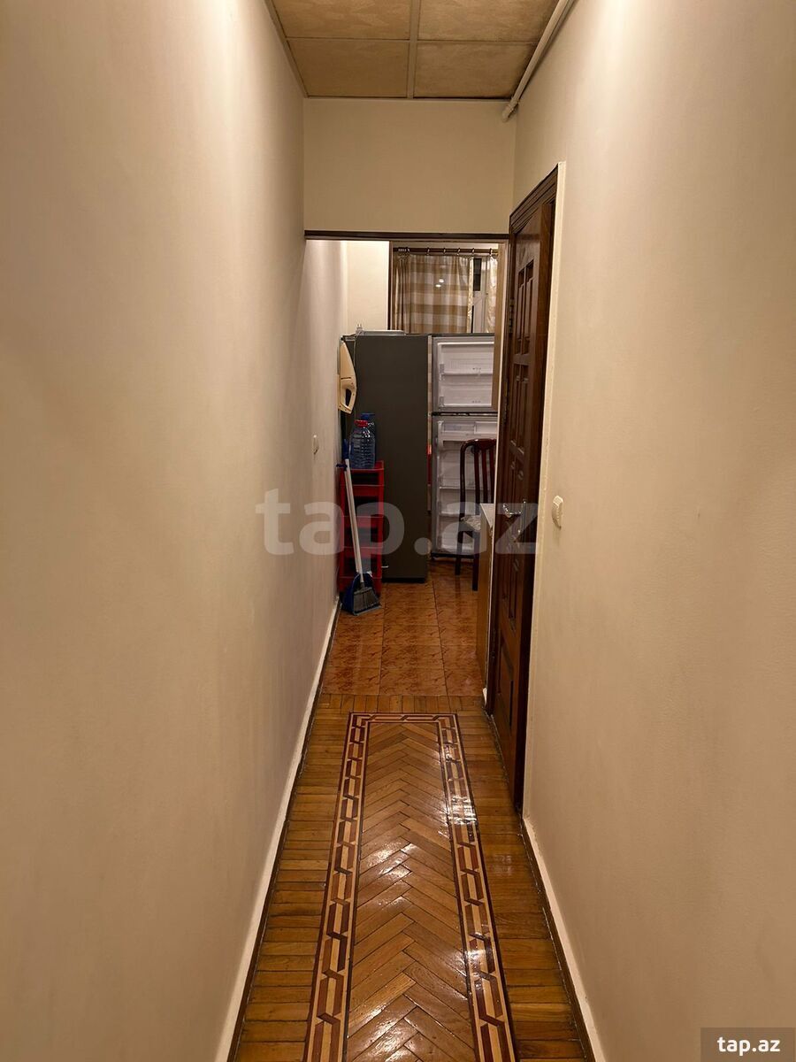4-otaqlı mənzil kirayə verilir, Parlament pr., 110 m²