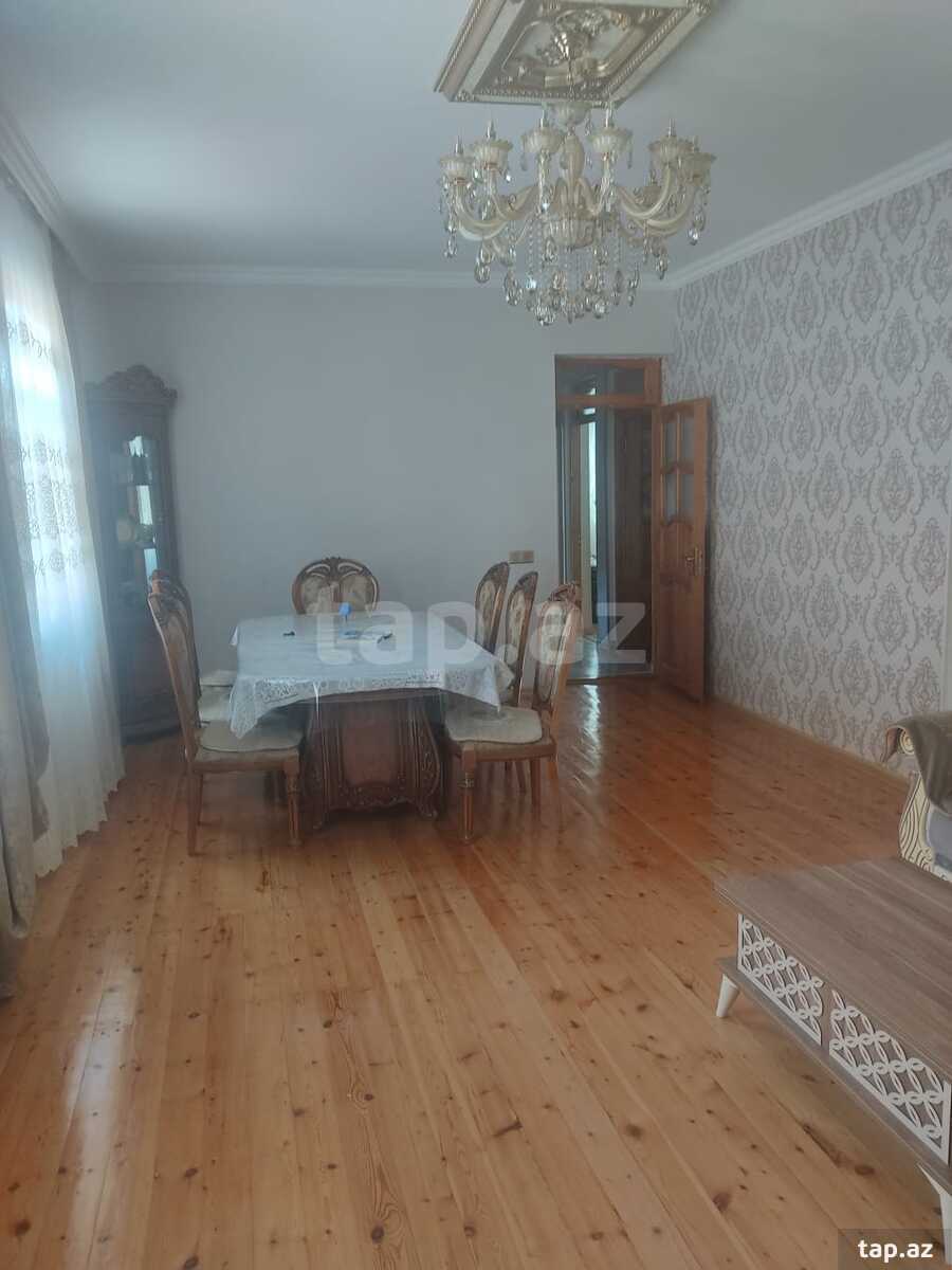 Həyət evi, Qaradağ r.