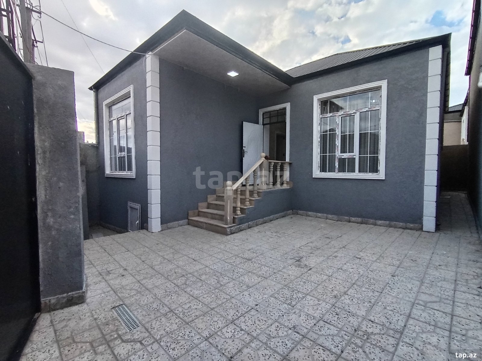 3 otaqlı həyət evi satılır, Bakı