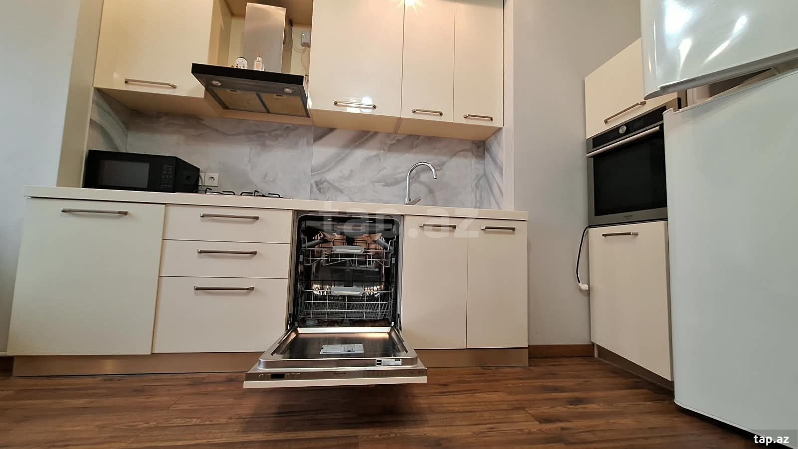 2-otaqlı yeni tikili kirayə verilir, Süleyman Vəzirov küç., 65 m²