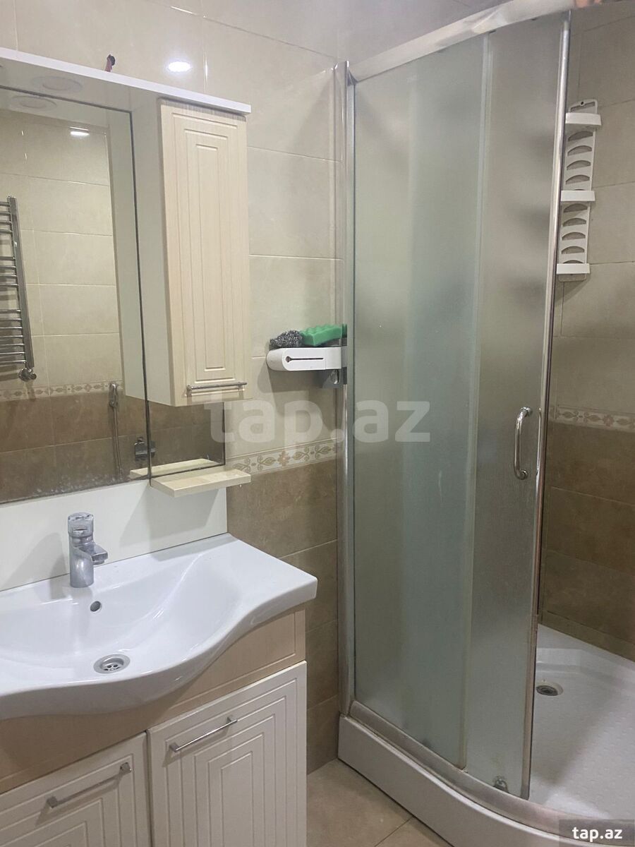 3-otaqlı yeni tikili kirayə verilir, Rüstəm Rüstəmov küç., 115 m²