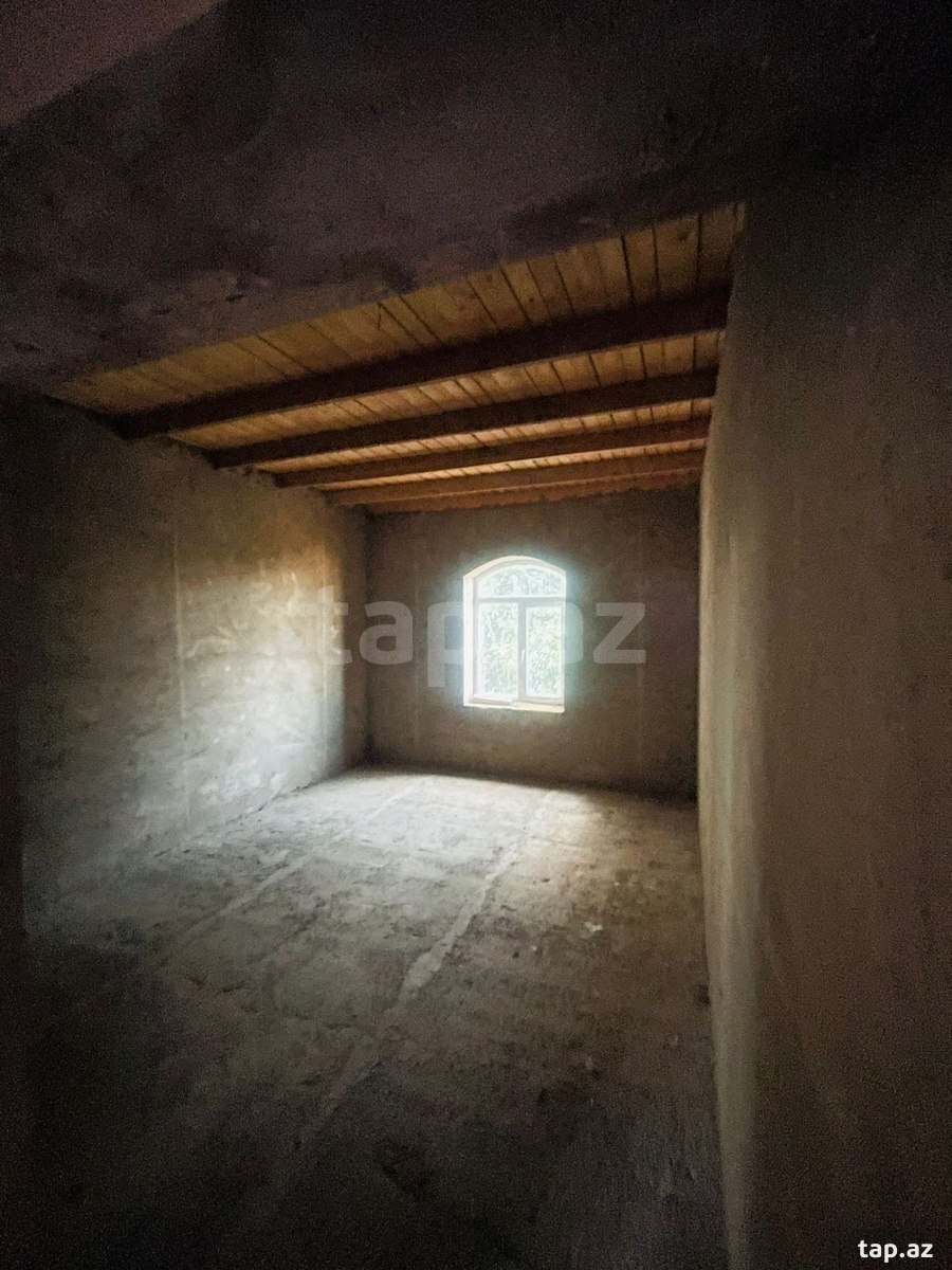 Həyət evi, Qala qəs.