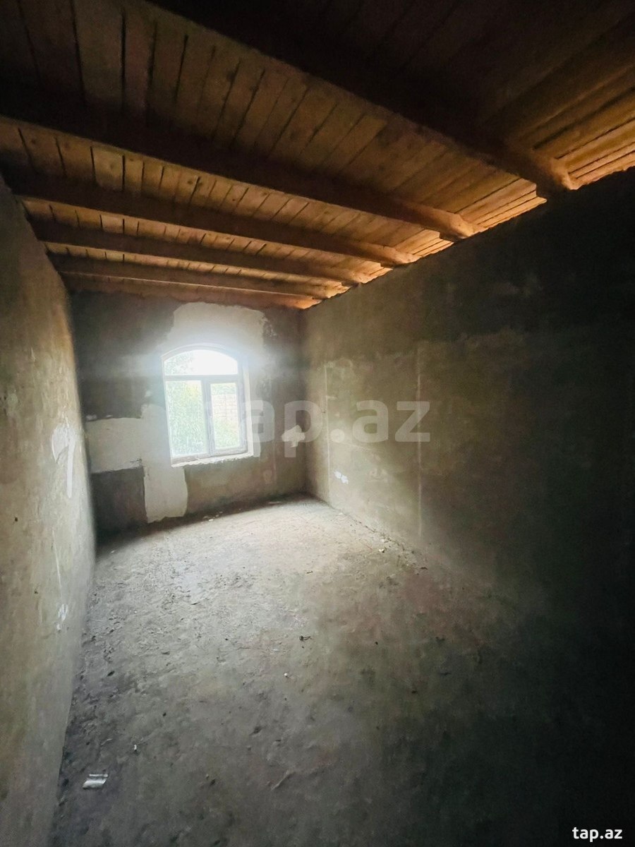 Həyət evi, Qala qəs.
