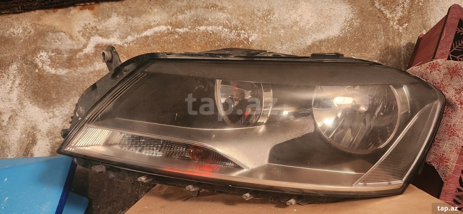 Volkswagen Passat B7 farası