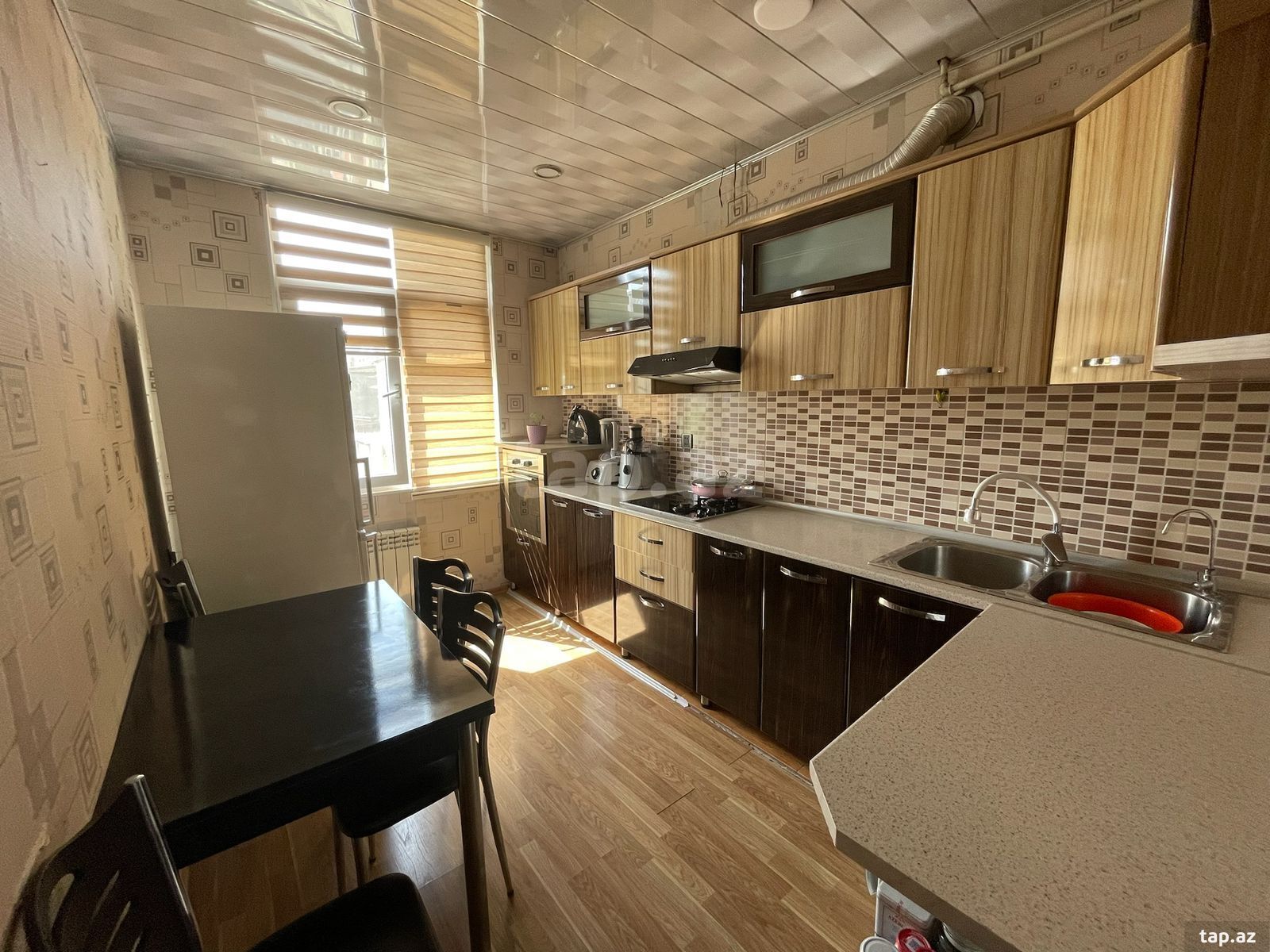 3-otaqlı mənzil, Ağ Şəhər, 90 m²
