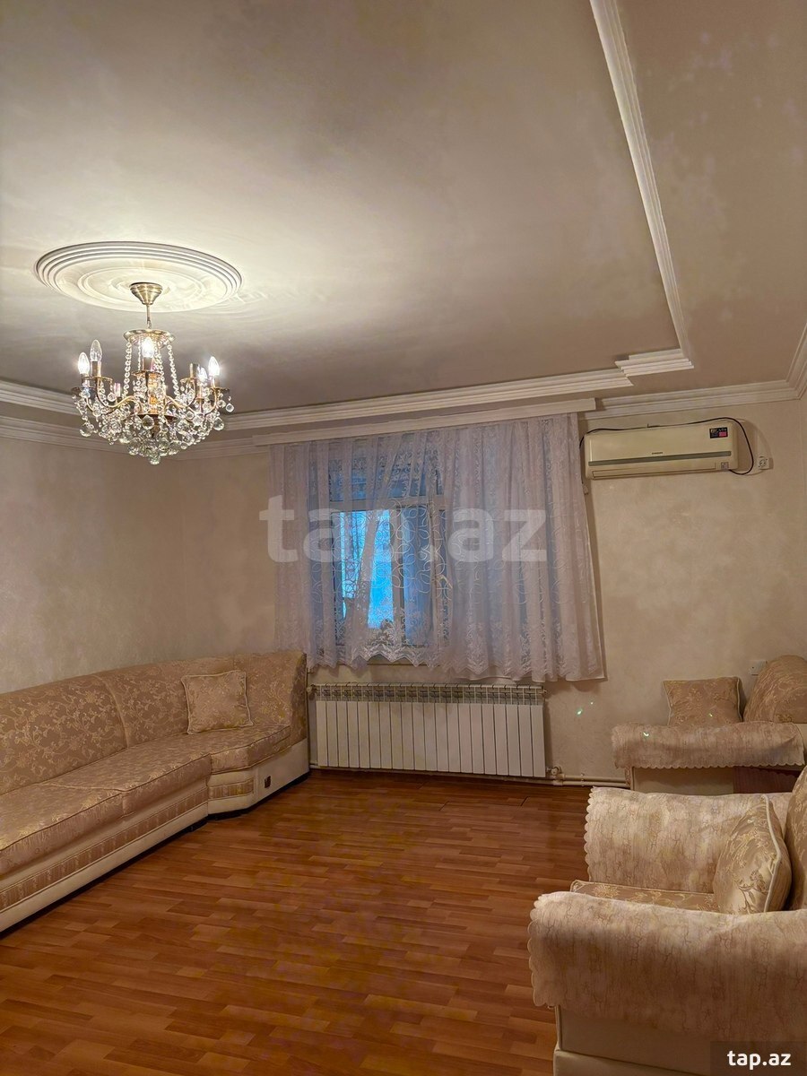Həyət evi, Siyəzən r.