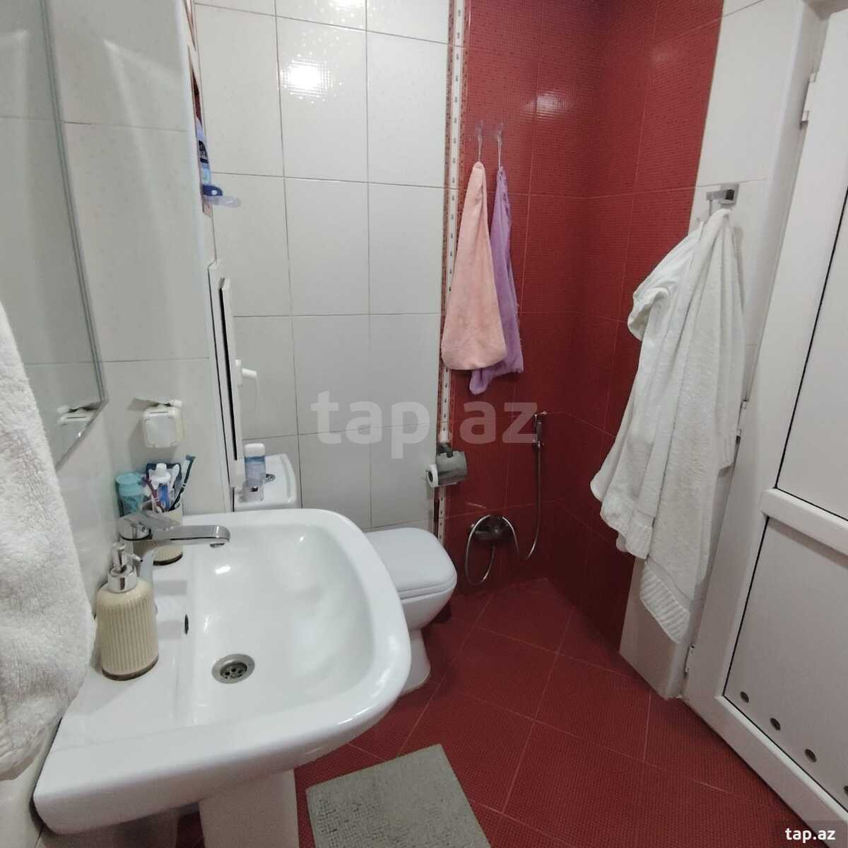 3-otaqlı mənzil, Neftçilər m., 85 m²