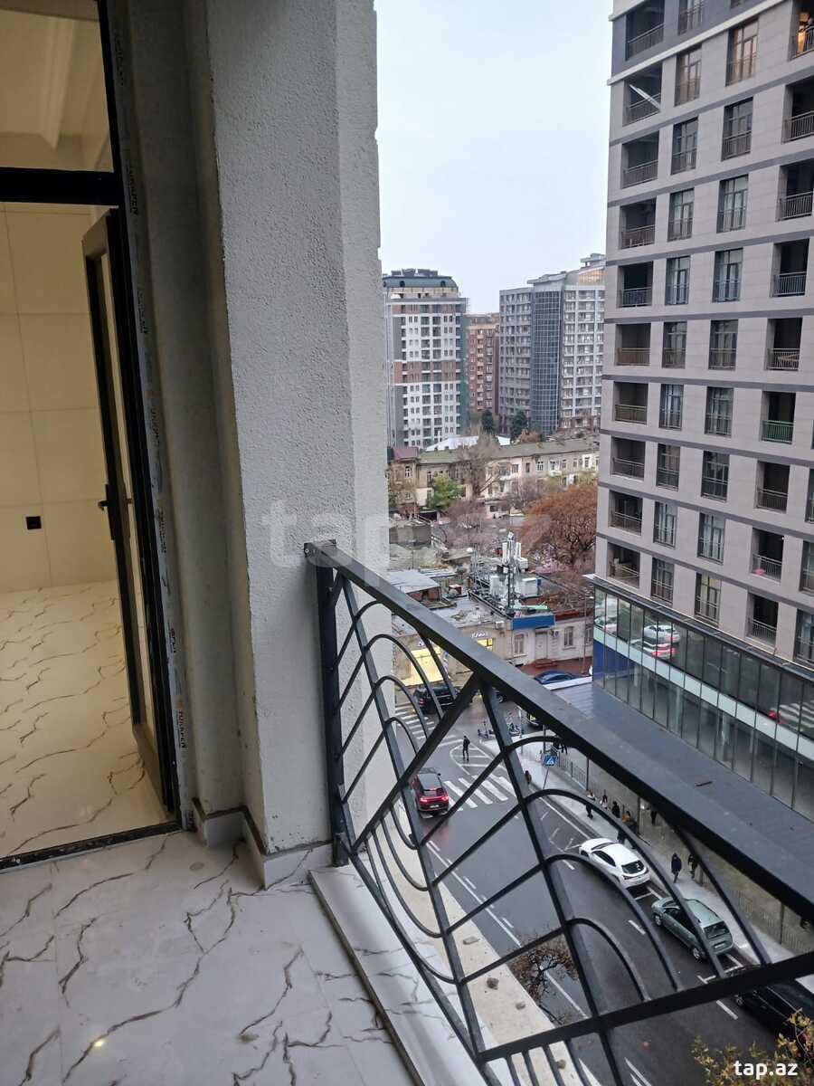 2-otaqlı yeni tikili, 28 May m., 72 m²