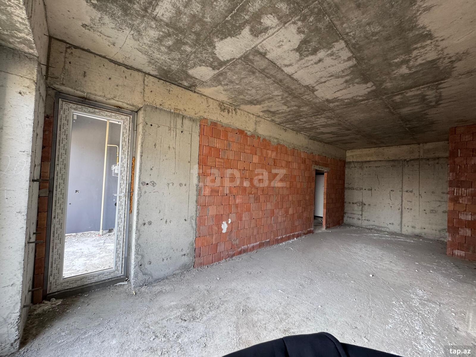 2-otaqlı yeni tikili, Həmdəm Ağayev küç., 90 m²