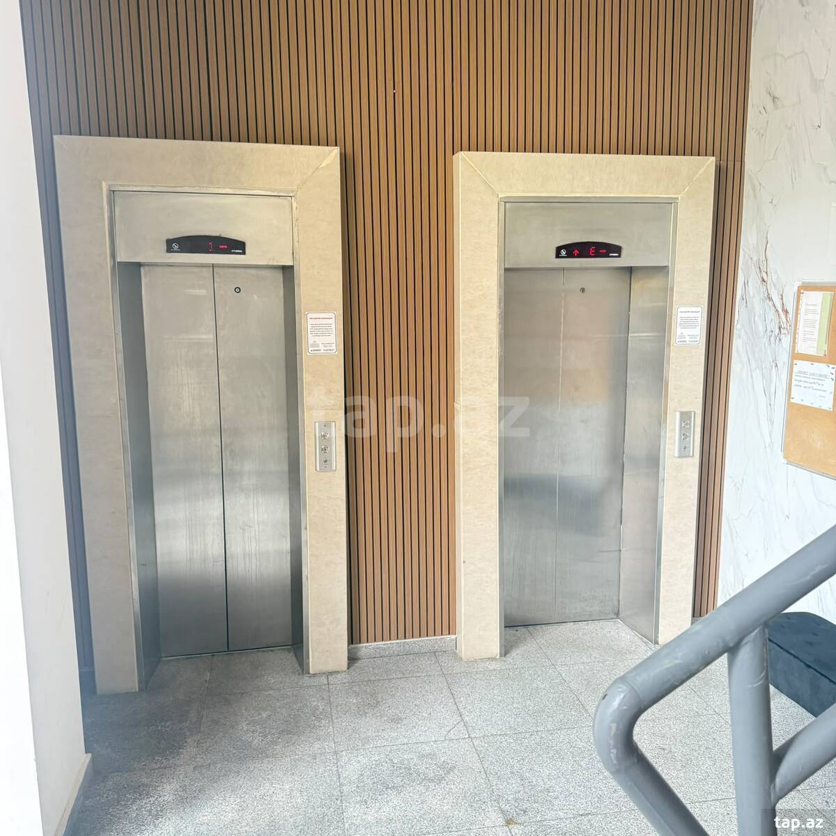 4-otaqlı yeni tikili, R. Behbudov küç., 160 m²