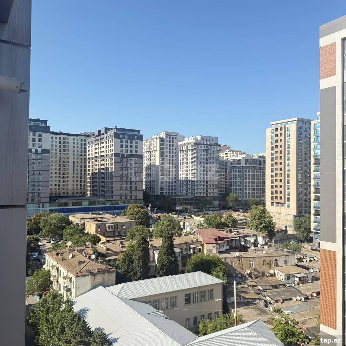 4-otaqlı yeni tikili, R. Behbudov küç., 160 m²