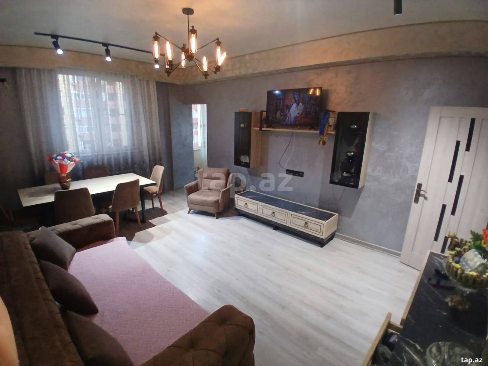 2-otaqlı yeni tikili, Əhmədli m., 70 m²