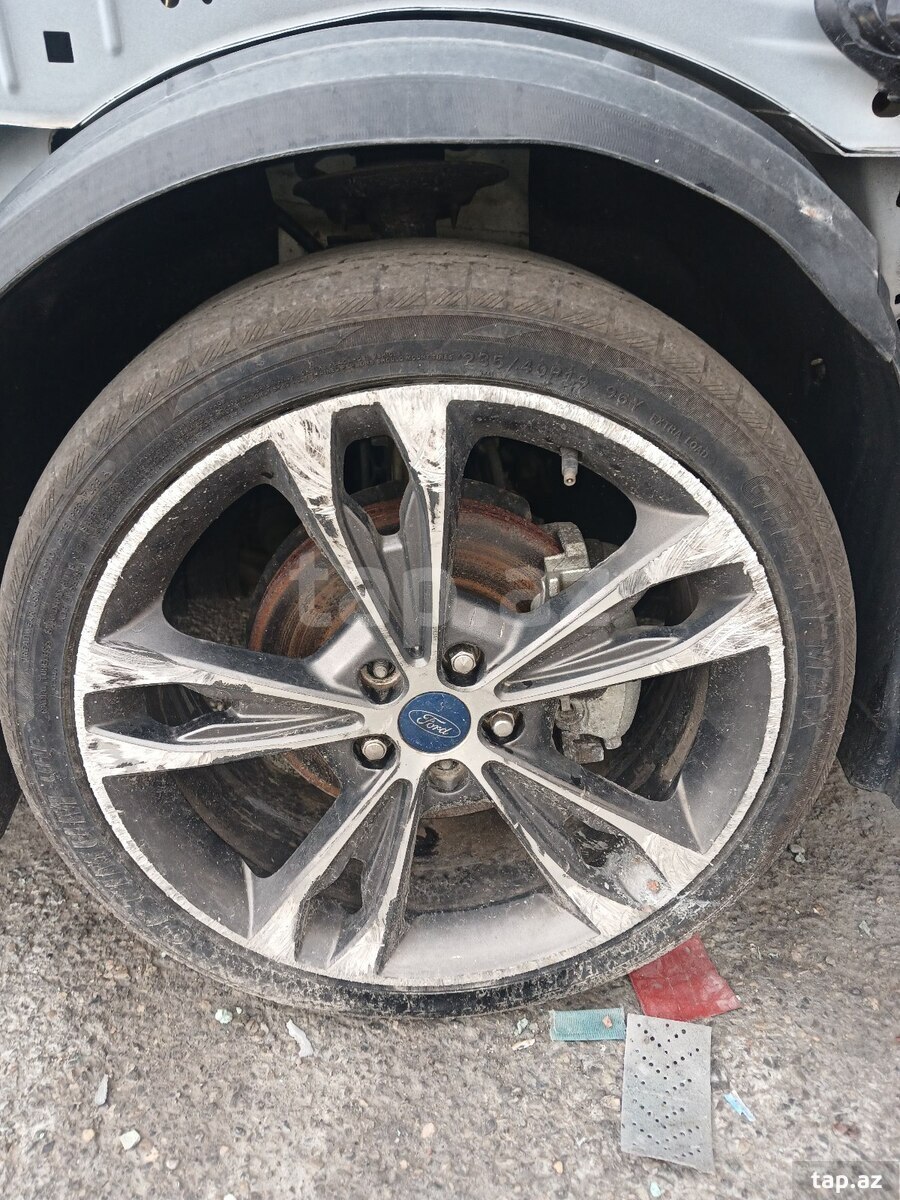 "Ford Fusion" diskləri R19
