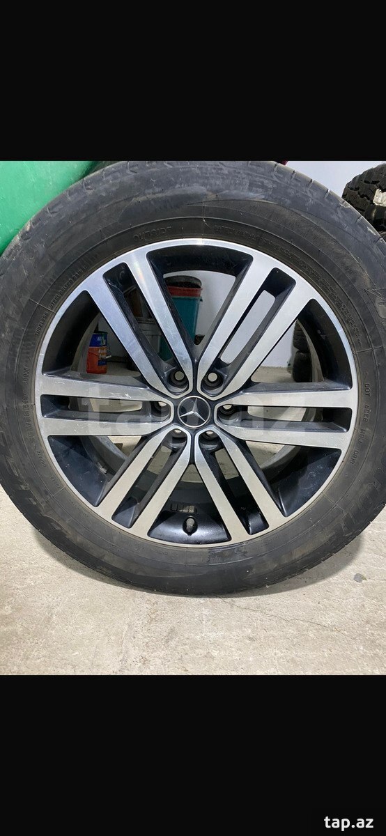 255/55R19