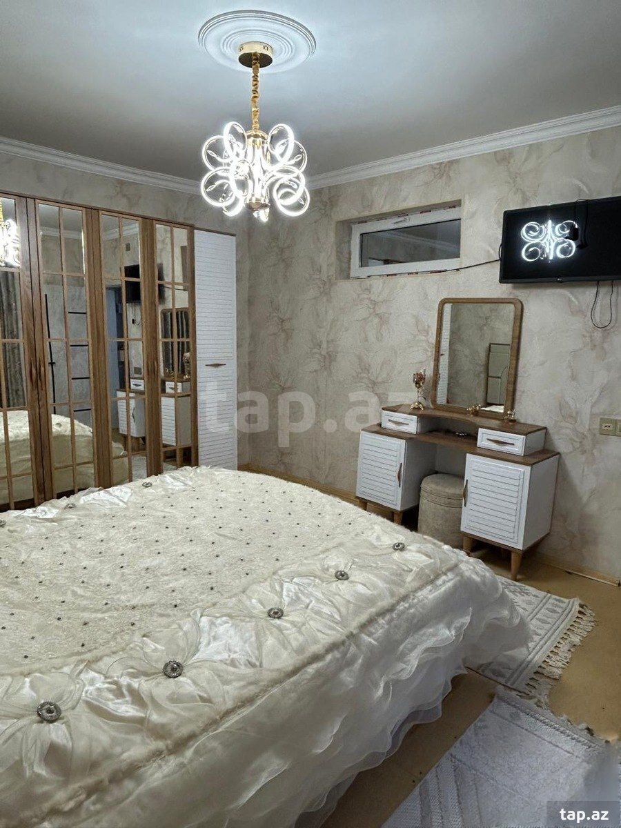 Həyət evi, Gülbala Əliyev küç.