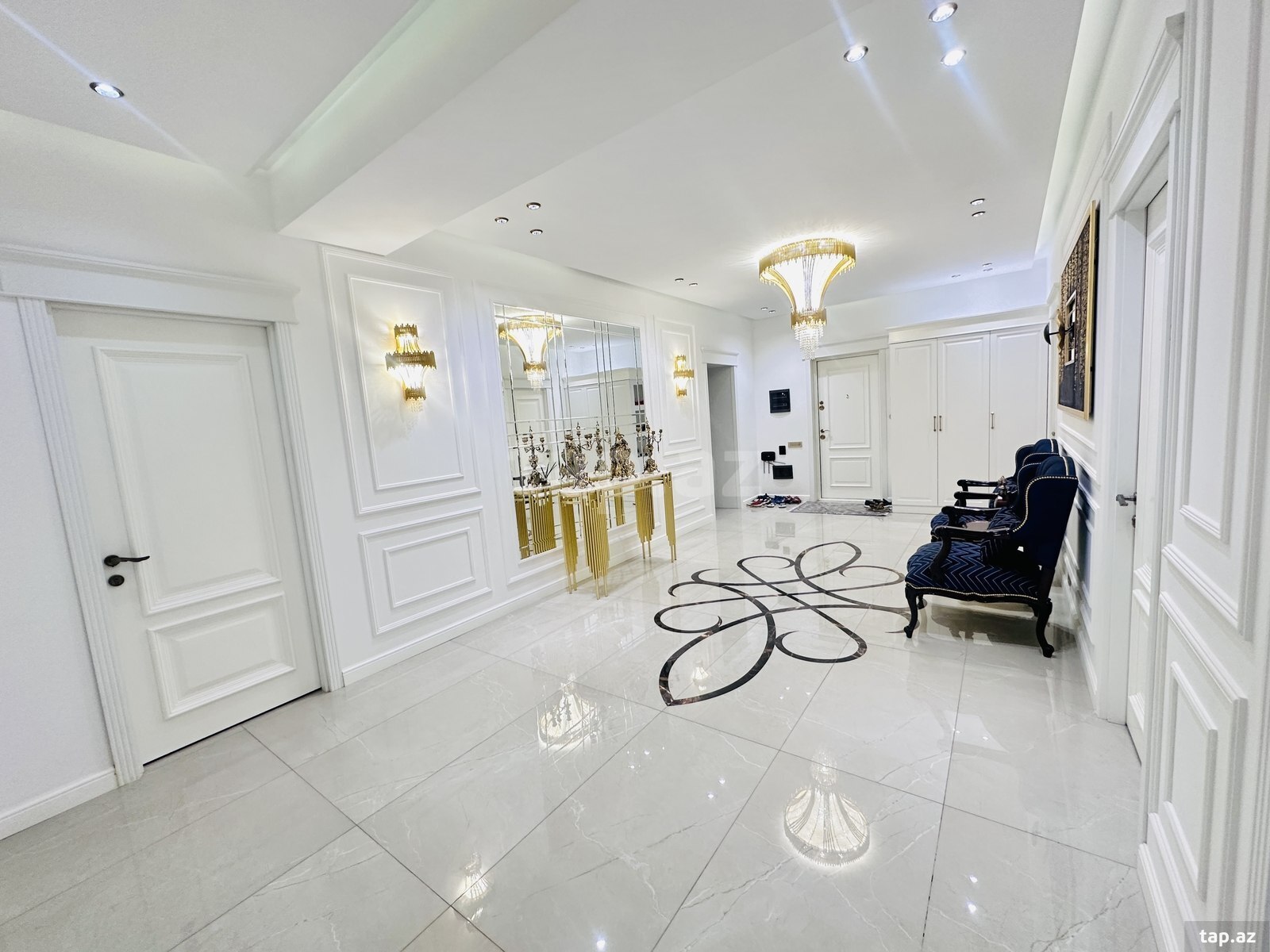 4-otaqlı yeni tikili, H. Salmani küç., 1 210 m²