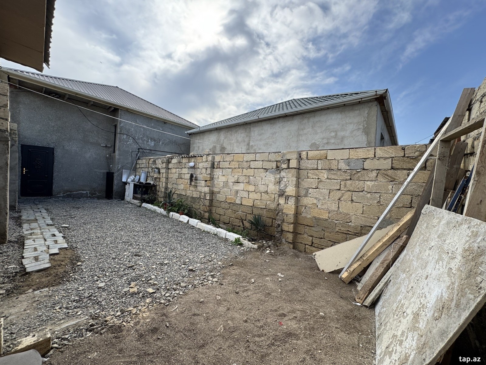 Həyət evi kirayə verilir, Sumqayıt ş.