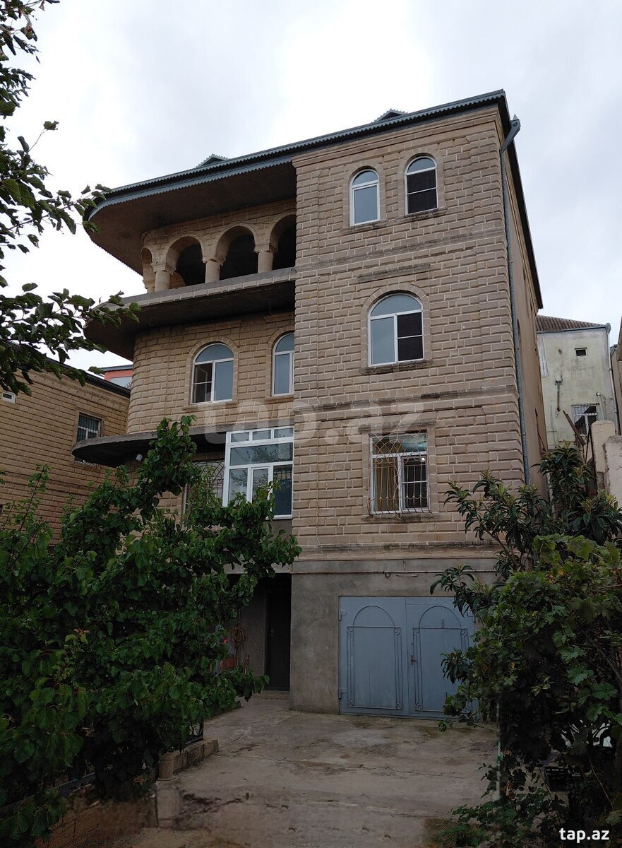 Villa, Qara Qarayev m.