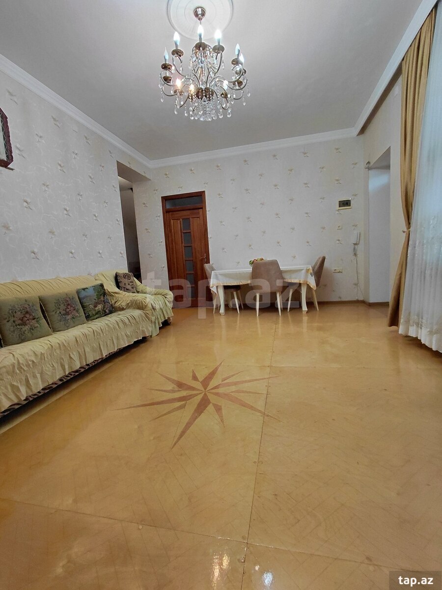 Villa, Qara Qarayev m.