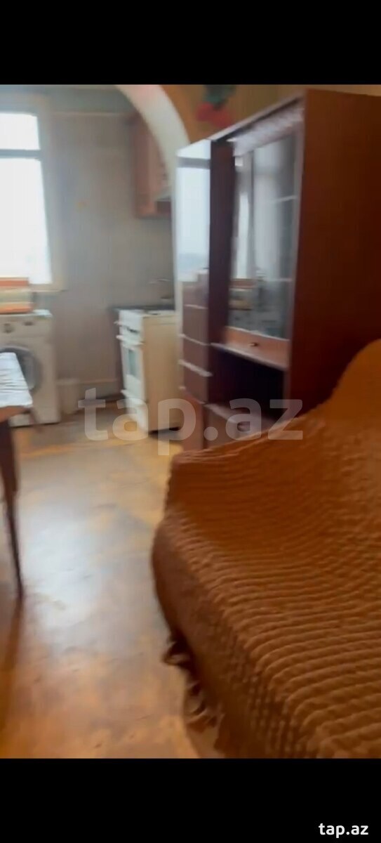 2-otaqlı mənzil kirayə verilir, Gəncə ş., 70 m²