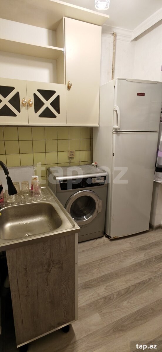 3-otaqlı mənzil kirayə verilir, Gəncə ş., 90 m²