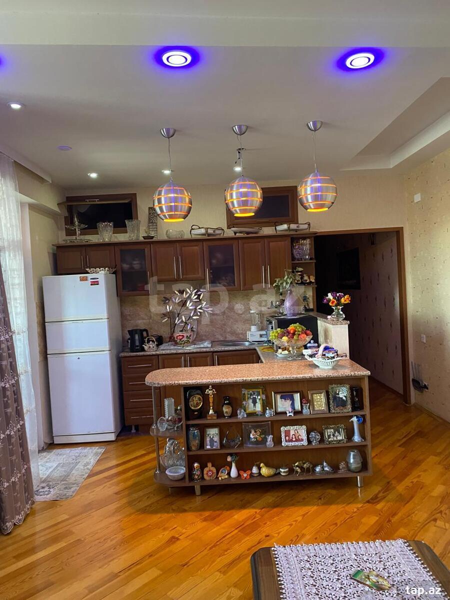 2-otaqlı yeni tikili, İnşaatçılar m., 68 m²