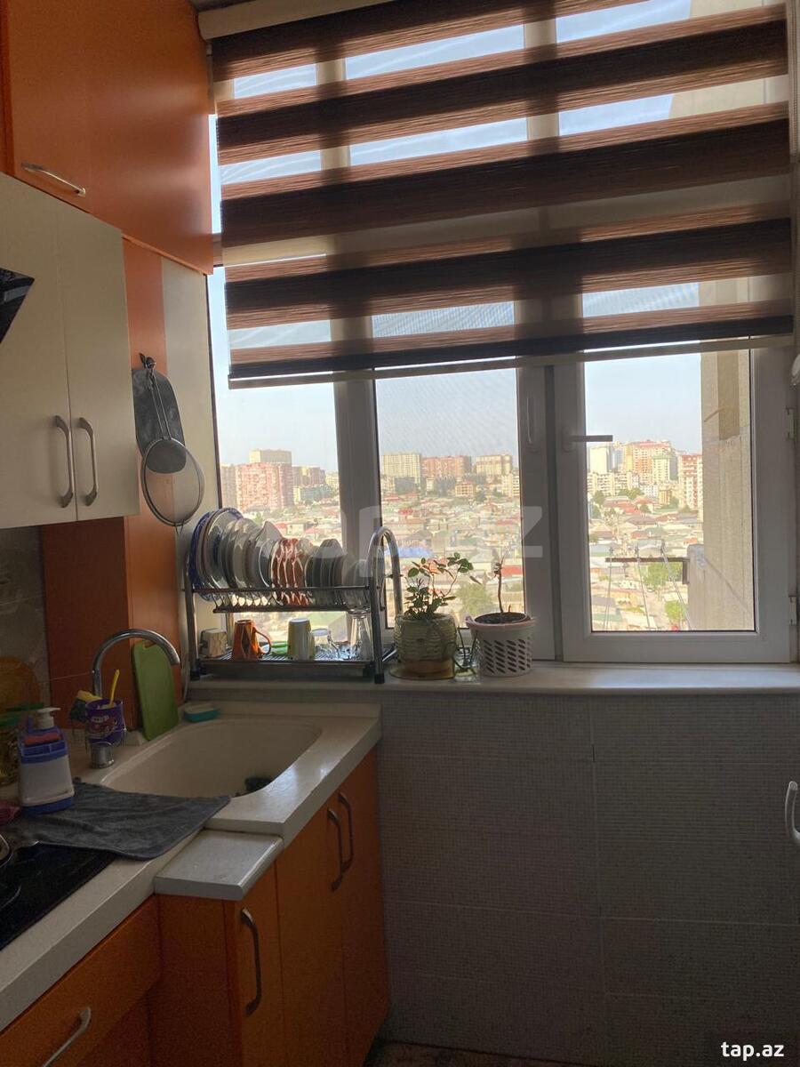 2-otaqlı yeni tikili, İnşaatçılar m., 68 m²