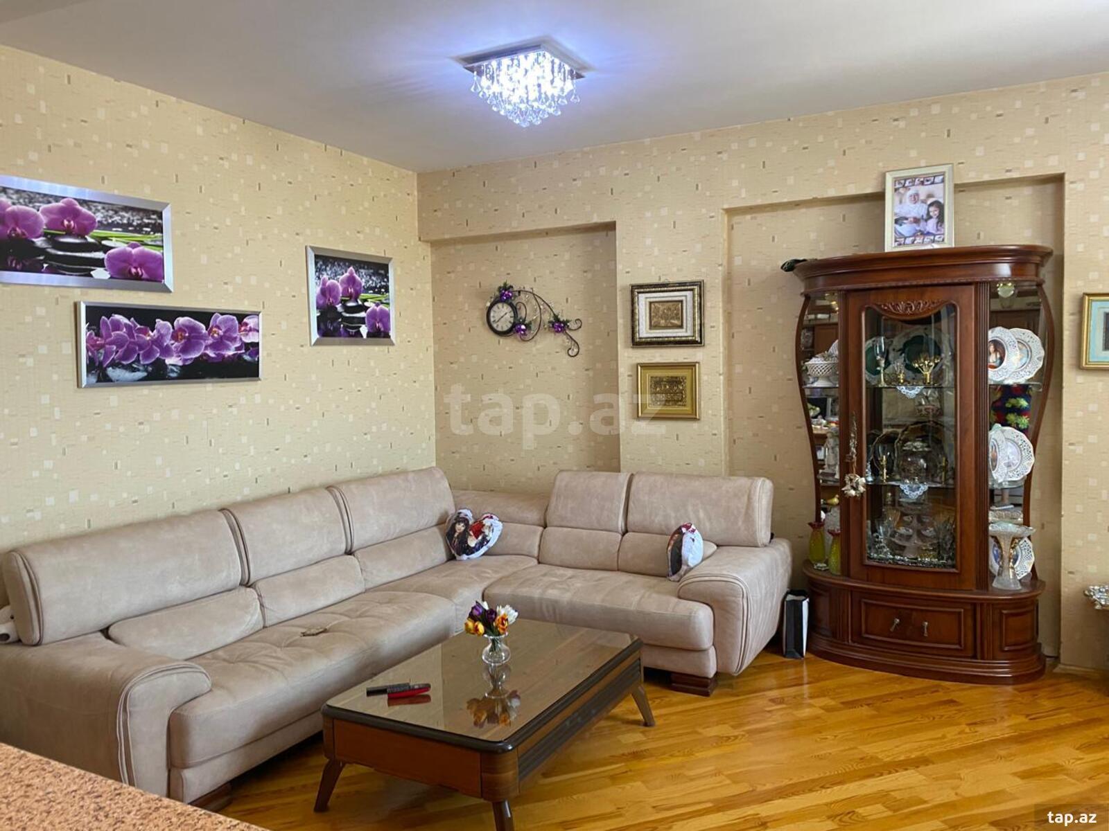 2-otaqlı yeni tikili, İnşaatçılar m., 68 m²