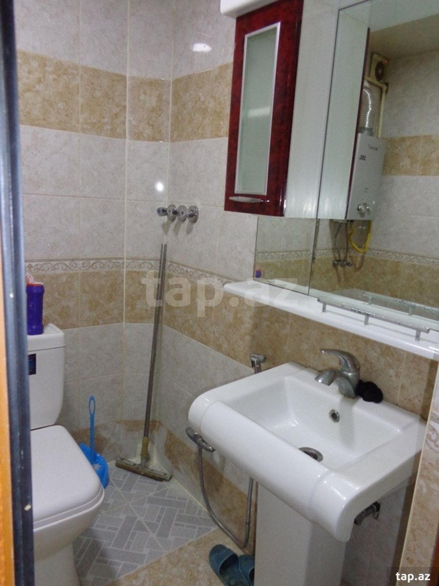 2-otaqlı mənzil, Əhməd Cəmil küç., 42 m²