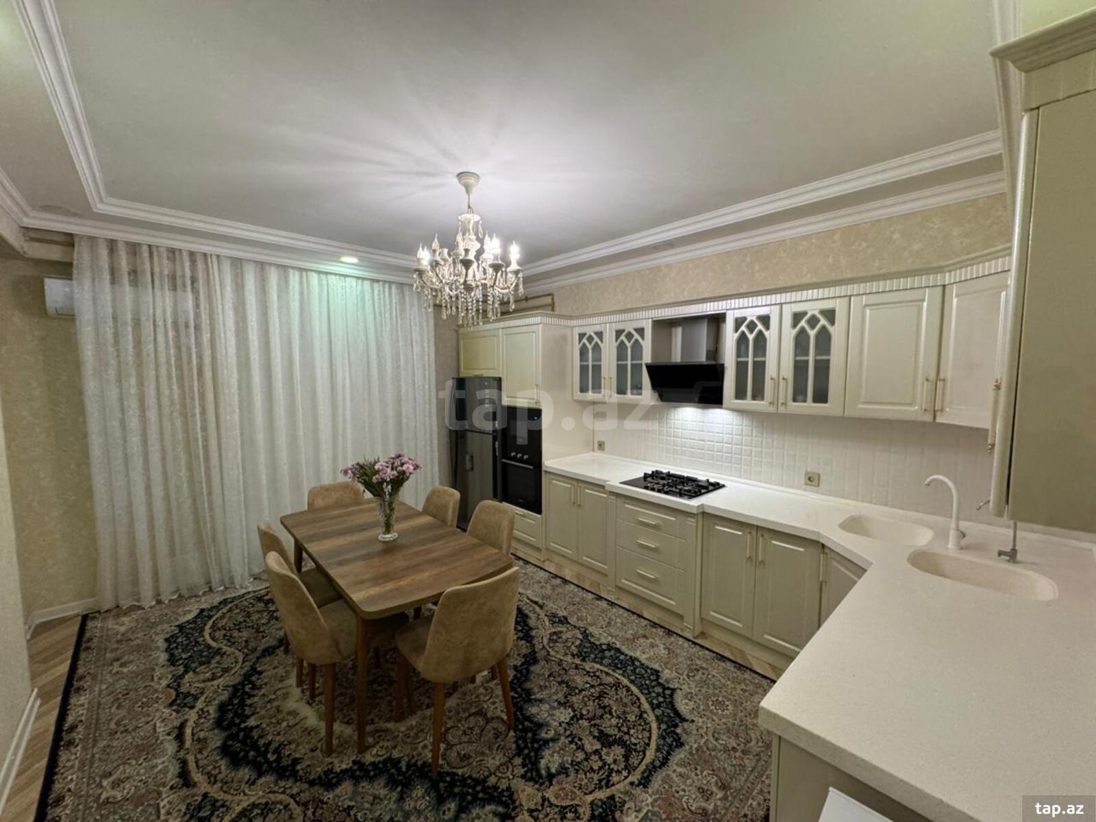 4-otaqlı yeni tikili, Xırdalan ş., 144 m²