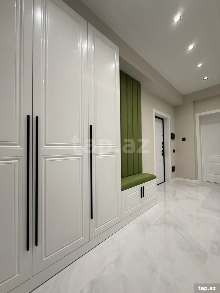 3-otaqlı yeni tikili, Neftçilər m., 80 m²