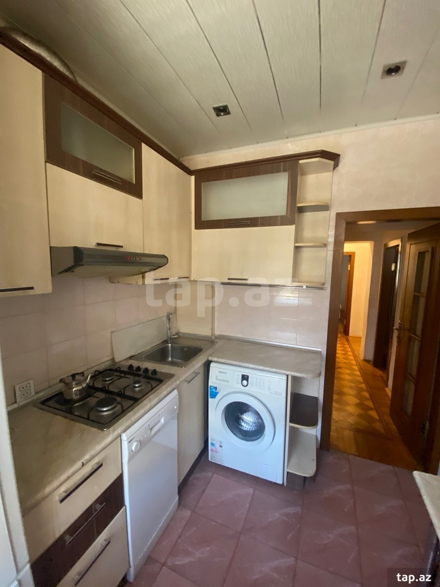 4-otaqlı mənzil, Yasamal r., 100 m²