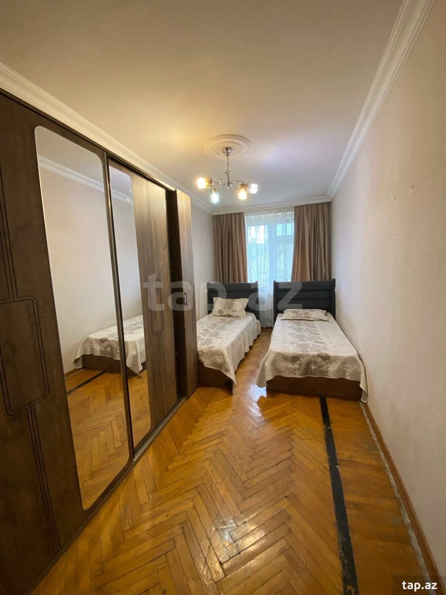 3-otaqlı mənzil, Cavanşir küç., 70 m²