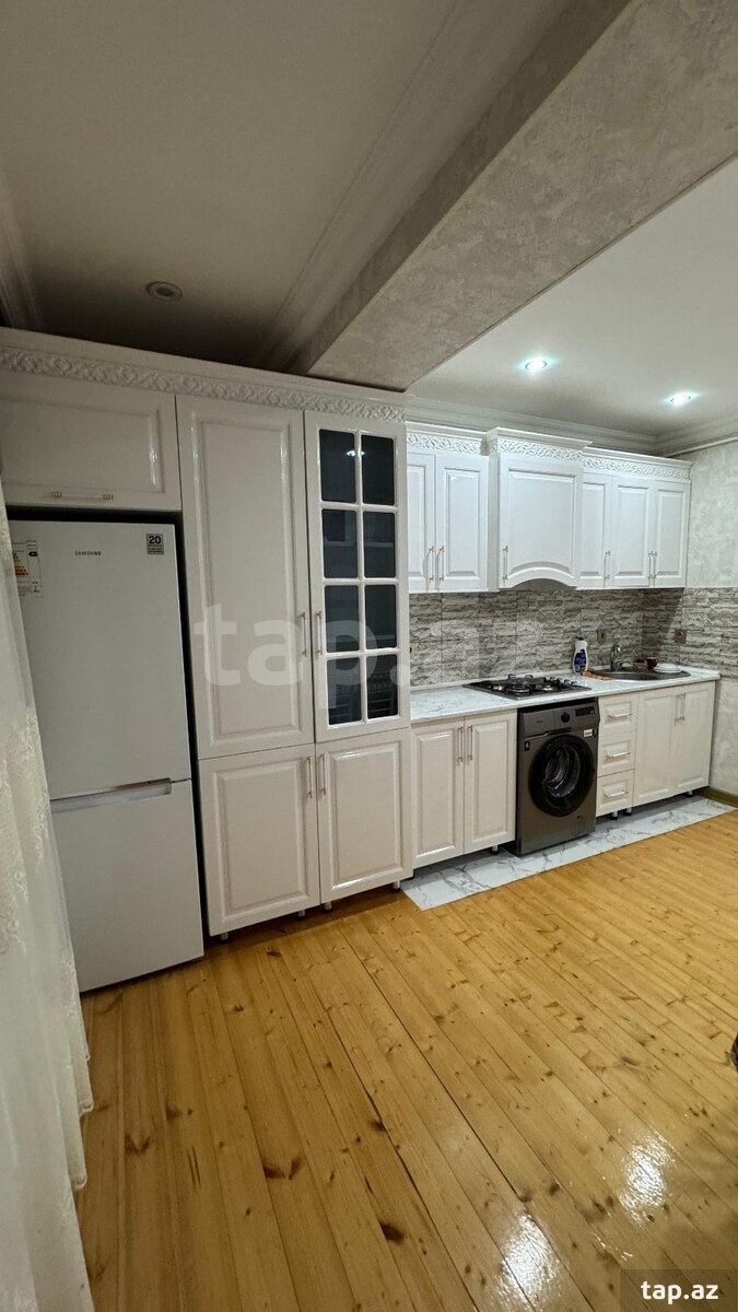 3-otaqlı mənzil kirayə verilir, Gəncə ş., 72 m²