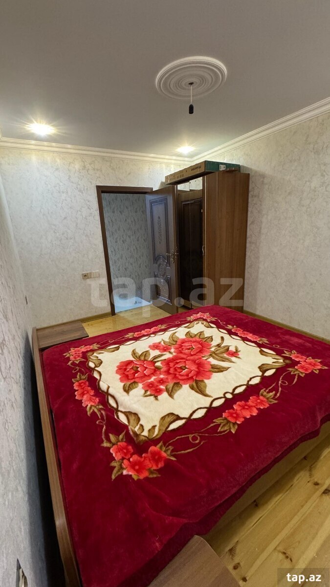 3-otaqlı mənzil kirayə verilir, Gəncə ş., 72 m²