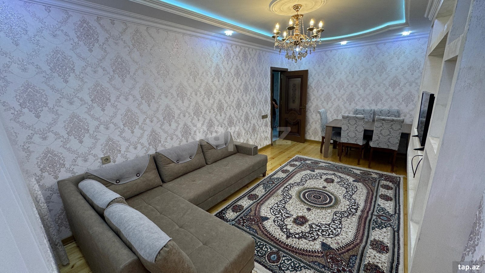 3-otaqlı mənzil kirayə verilir, Gəncə ş., 72 m²