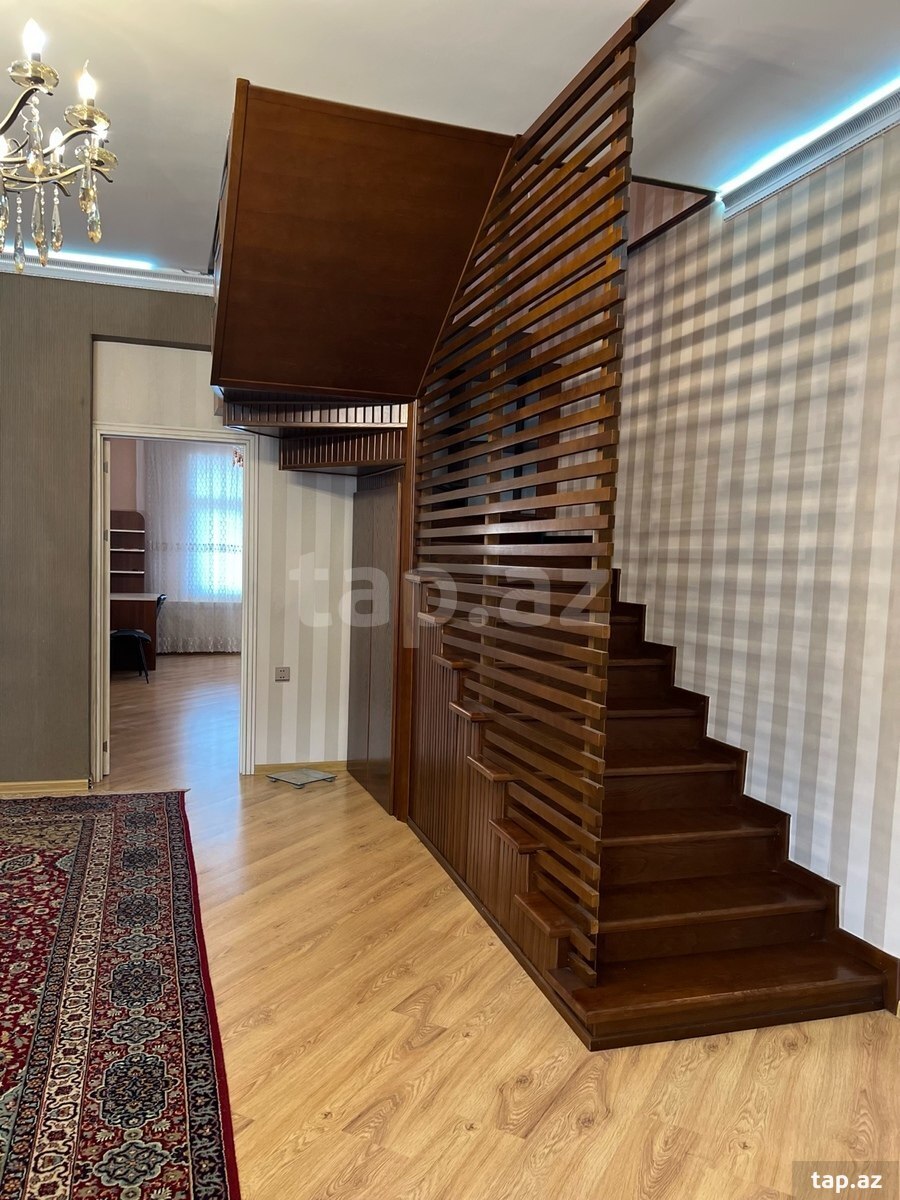 5-otaqlı yeni tikili, Xırdalan ş., 230 m²