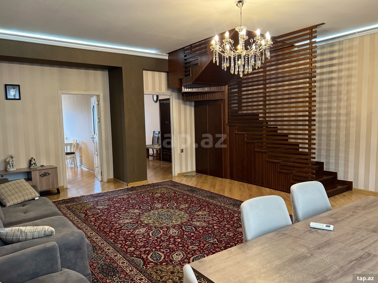 5-otaqlı yeni tikili, Xırdalan ş., 230 m²