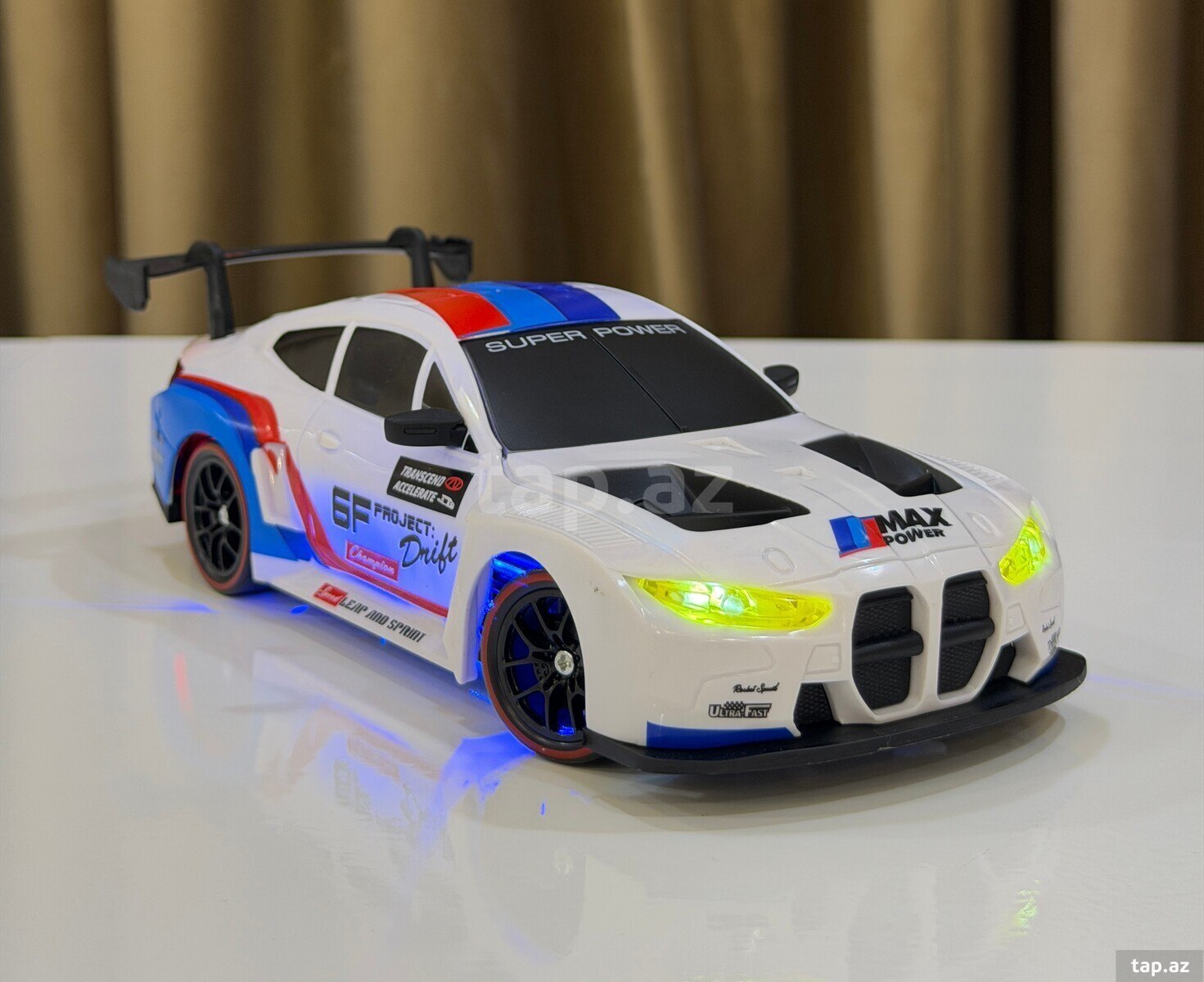Pultlu 4WD drift maşını BMW M4 GT3 White
