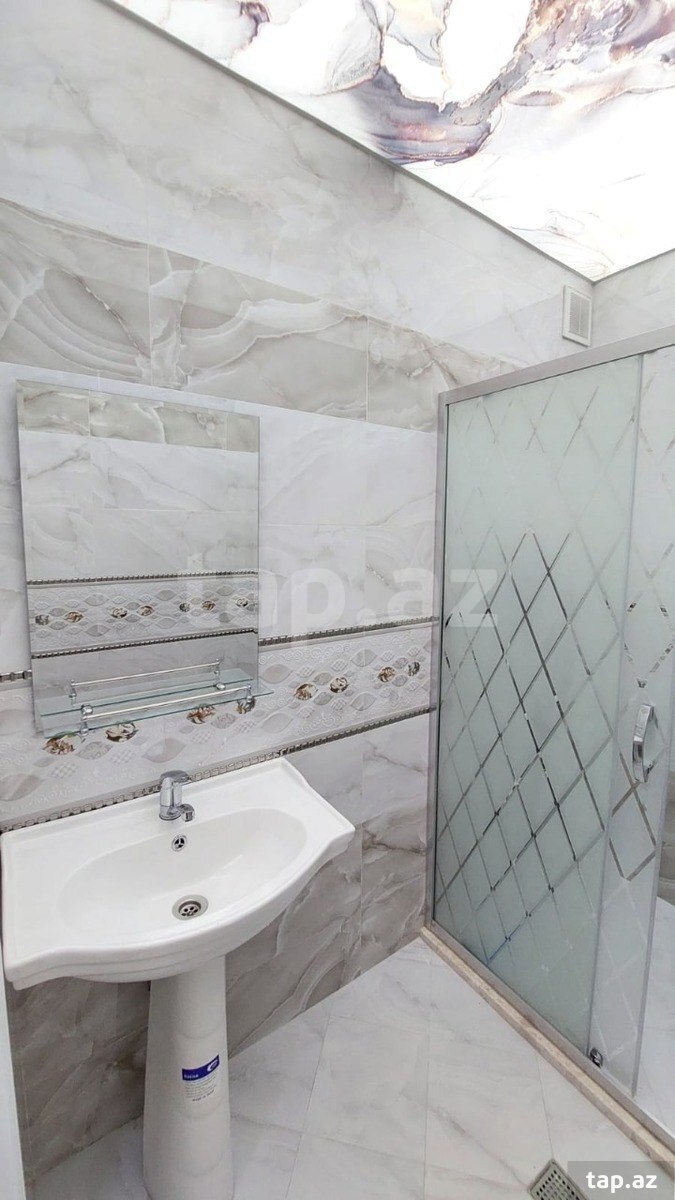 2-otaqlı mənzil, Mir Cəlal küç., 78 m²