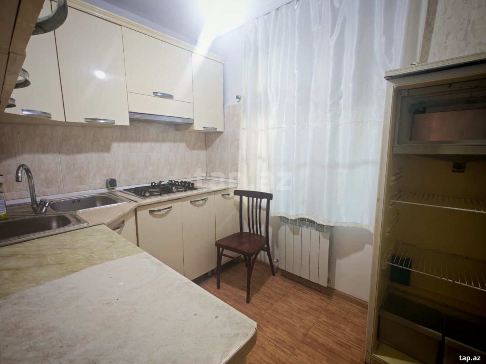 3-otaqlı mənzil, İnşaatçılar m., 80 m²