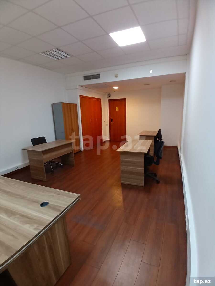 Ofis icarəyə verilir, Tbilisi pr.