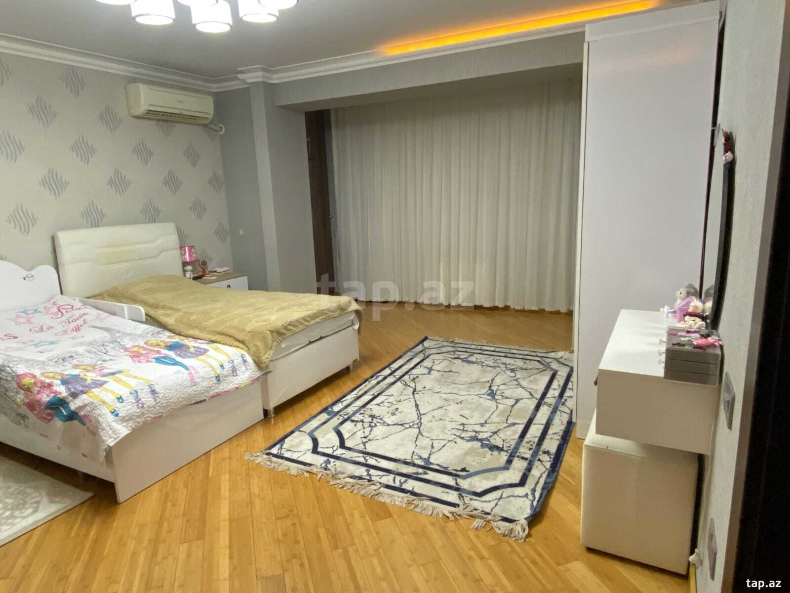 4-otaqlı mənzil, Yasamal r., 115 m²