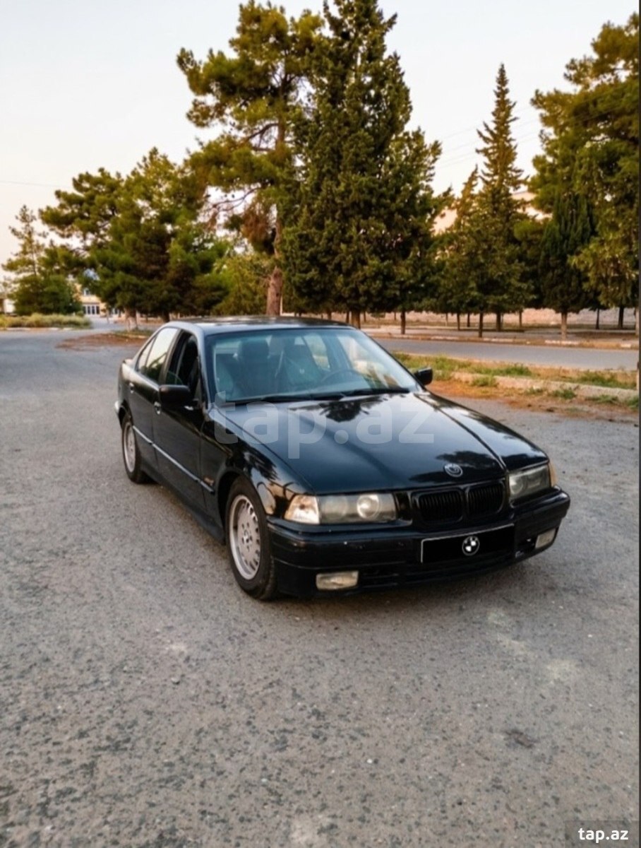 BMW 320, 1993 il