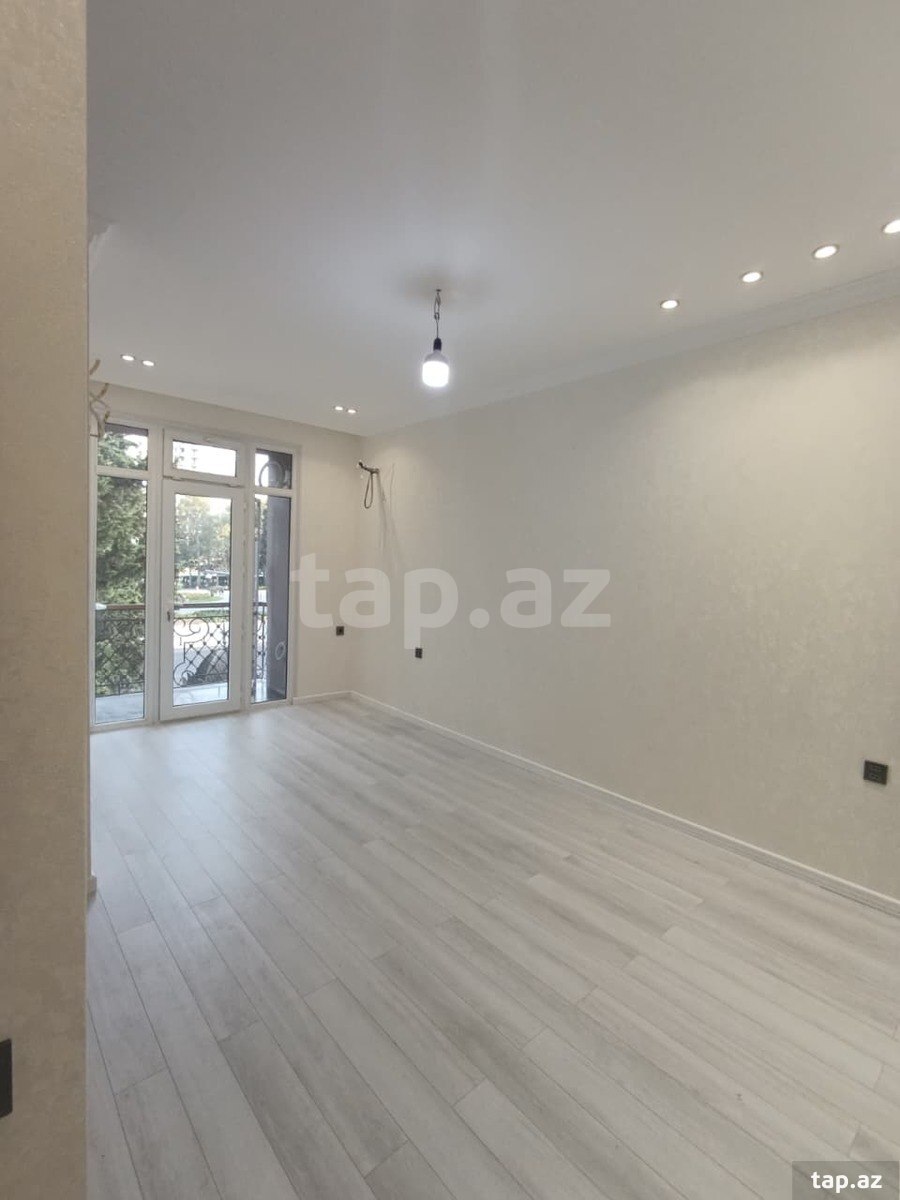2-otaqlı mənzil, 28 May m., 35 m²
