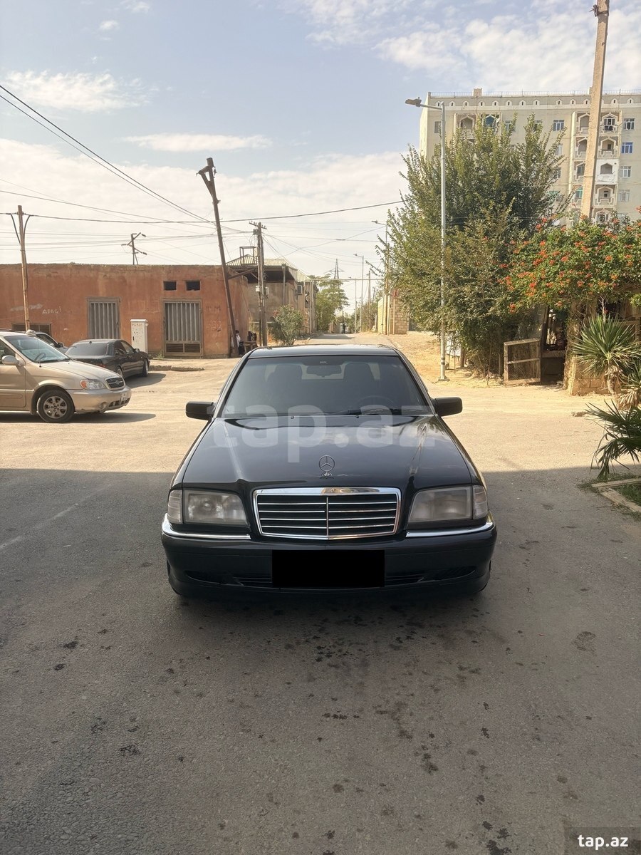 Mercedes C 180, 1995 il