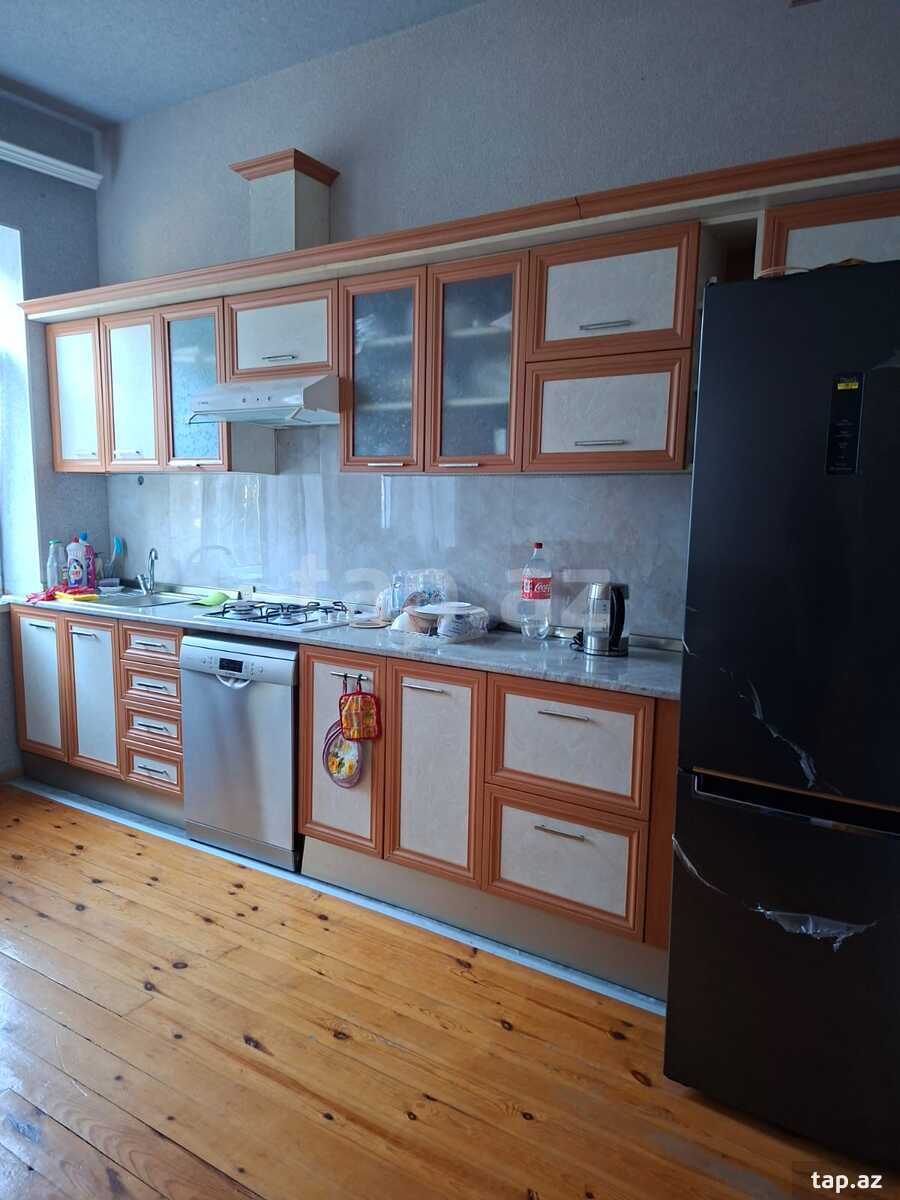 Həyət evi, Buzovna qəs.
